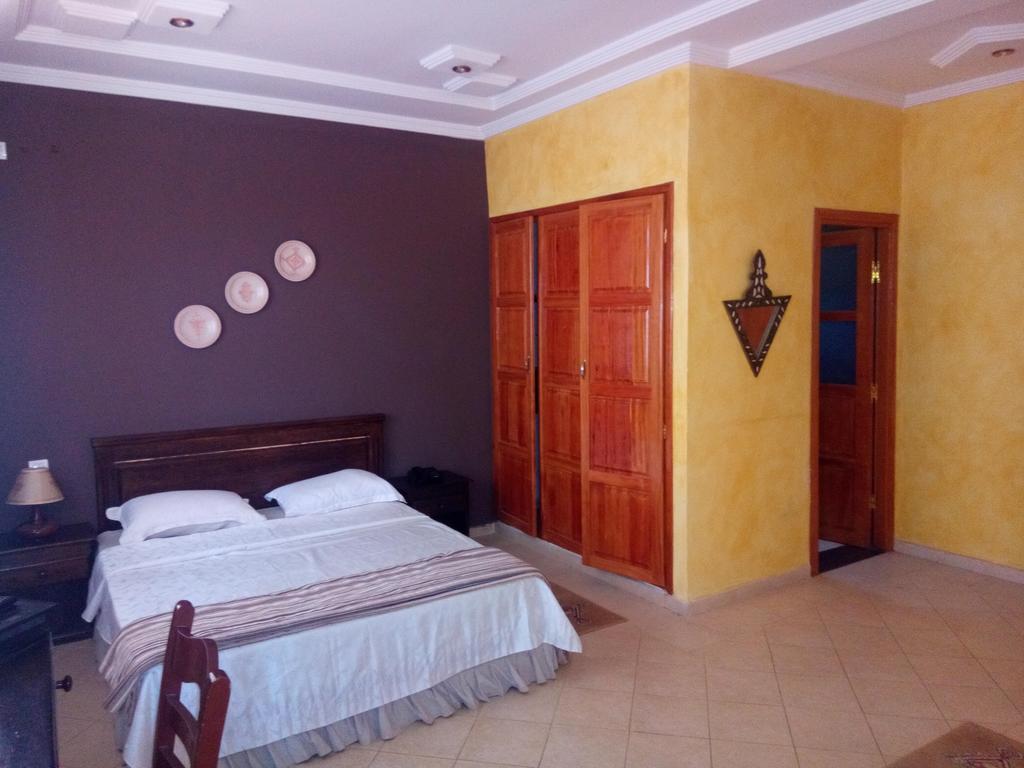Atlas House Hotel Ifrane Buitenkant foto